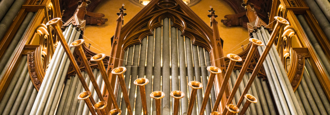 Abbildung Eine riesige Orgel