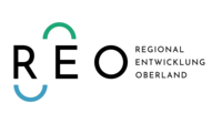 Abbildung Logo ein grüner und ein blauer Halbkreis und eine schwarze Beschriftung der REO Regionalentwicklung Oberland